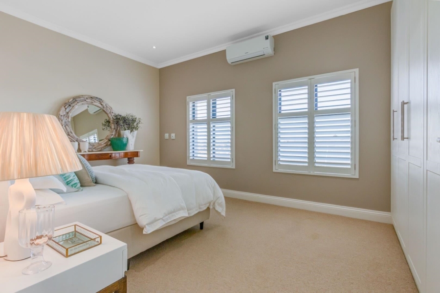 5 Bedroom Property for Sale in Kingswood Golf Estate Western Cape